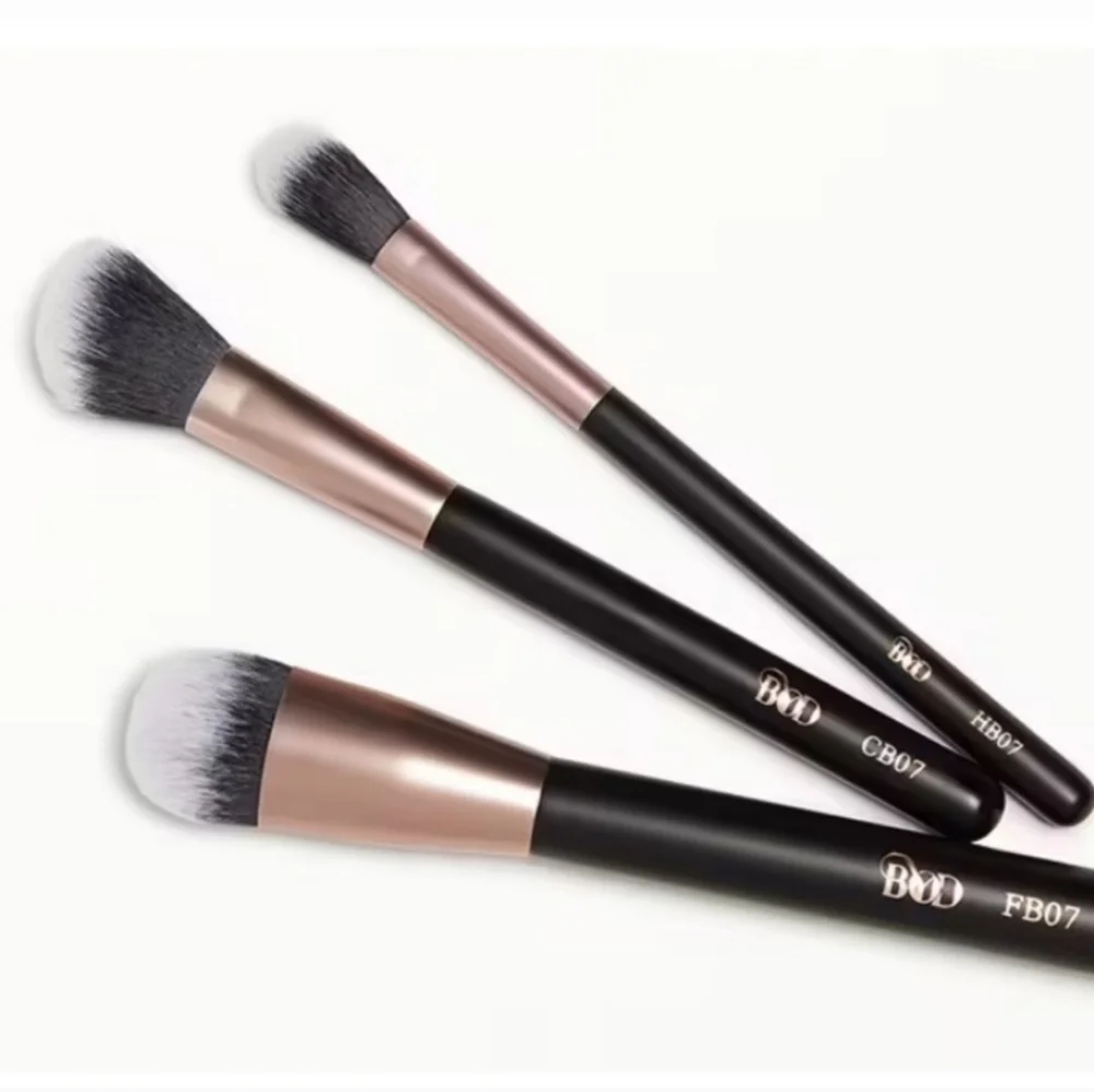 Be Your Own Desire Makeup Brush 3 Piece Set